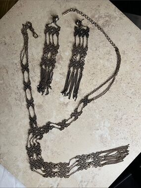 Jewelmint Gunmetal Filigree Fringe Necklace and Earrings Set